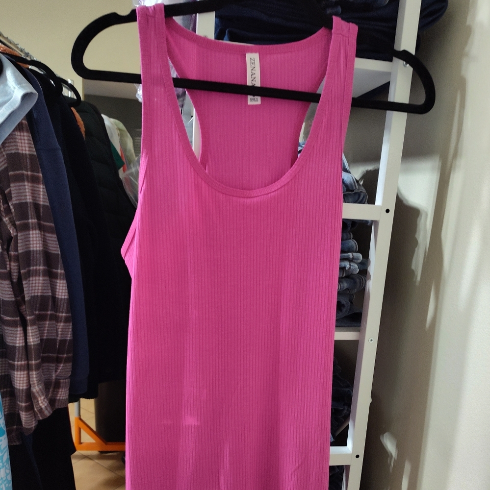 #0300 Zenana NWOT Neon Hot Pink New Ribbed Racerback Tank Top Size Large - Picture 2 of 5